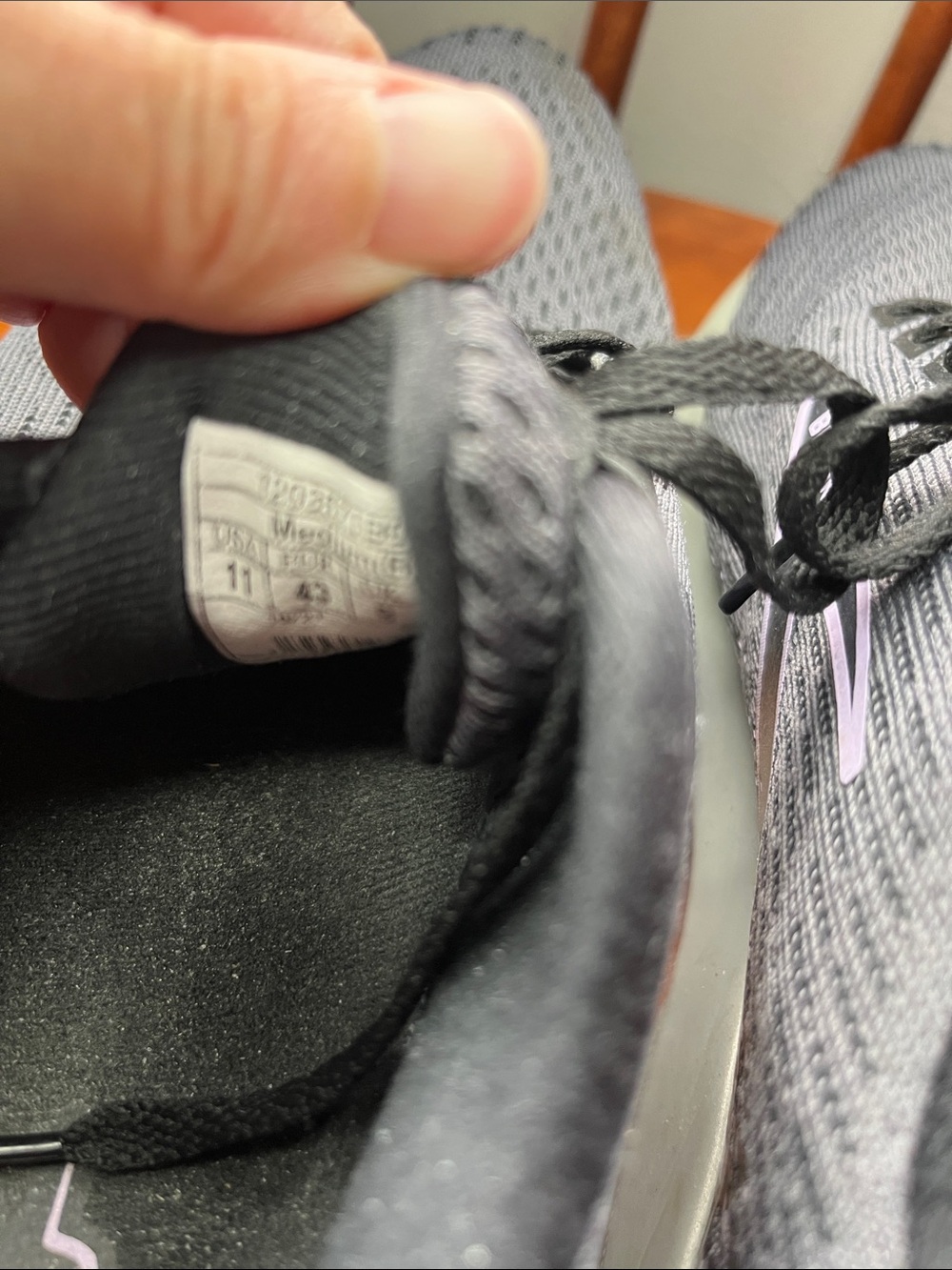 Brooks Levitate 5 Women’s Gray Running Shoes Size 11 EUC - Picture 9 of 10
